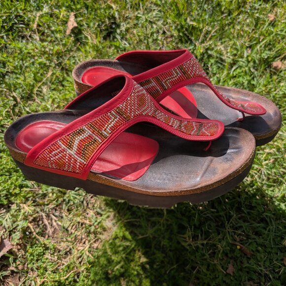 Donald J Pliner, Beaded Coral Corkbed Thong Sandals – Made in Spain – Size 9 - Picture 4 of 10